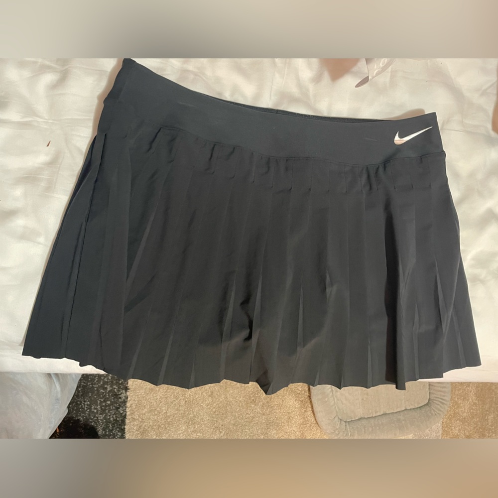 Black Nike tennis pleat skirt